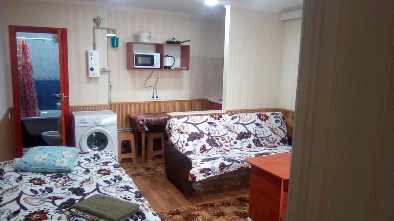 1-Я Слободская, 17А, Угол Проспекта Центрального, 3 Дивана, Wi-Fi, Отдельный Вход. Nikolayev Exterior foto