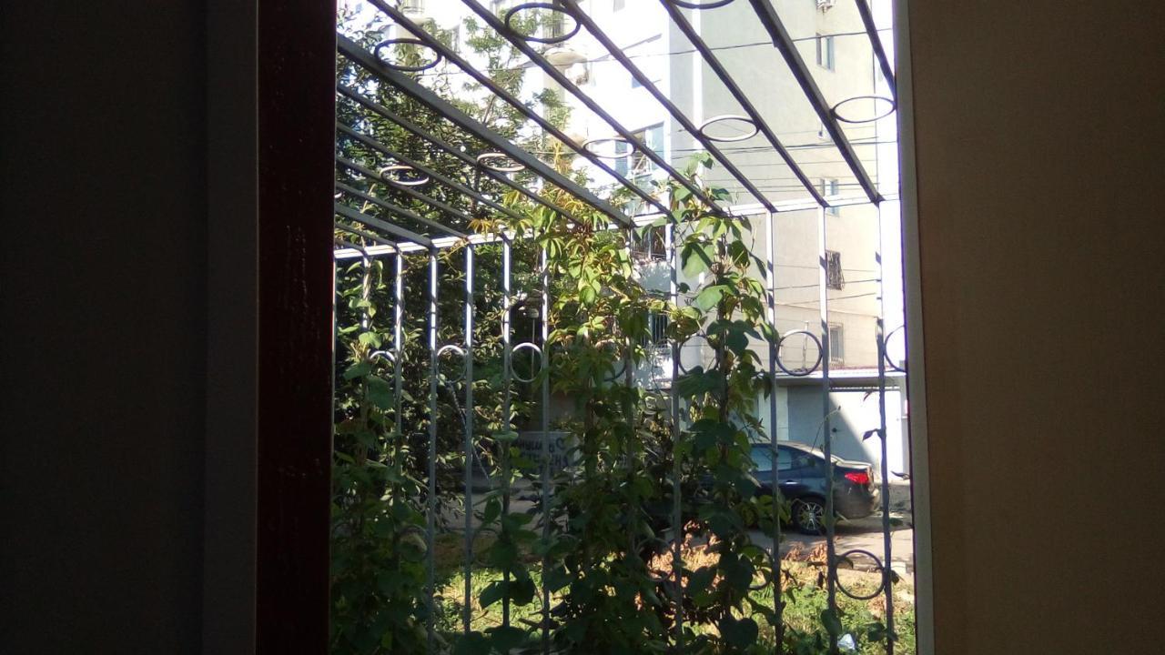 1-Я Слободская, 17А, Угол Проспекта Центрального, 3 Дивана, Wi-Fi, Отдельный Вход. Nikolayev Exterior foto