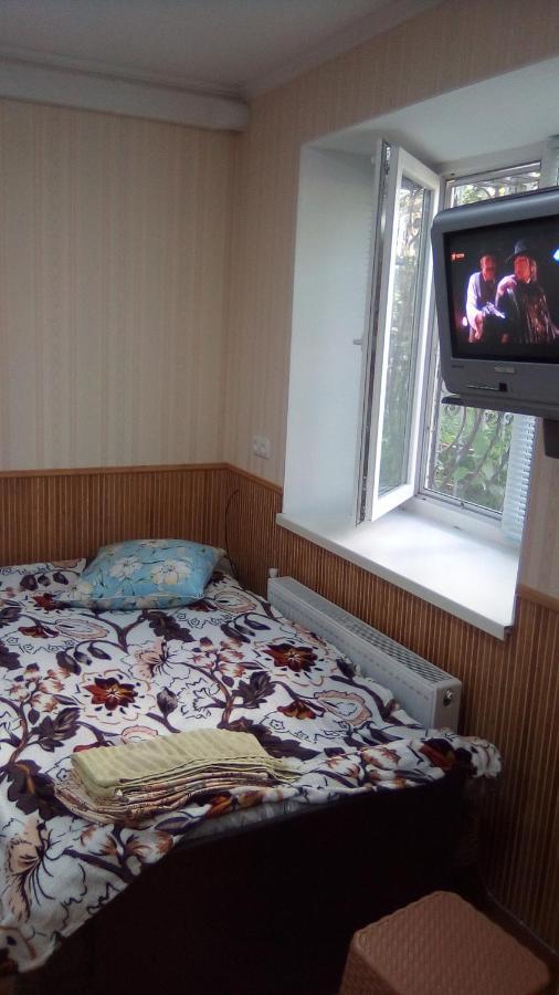 1-Я Слободская, 17А, Угол Проспекта Центрального, 3 Дивана, Wi-Fi, Отдельный Вход. Nikolayev Exterior foto